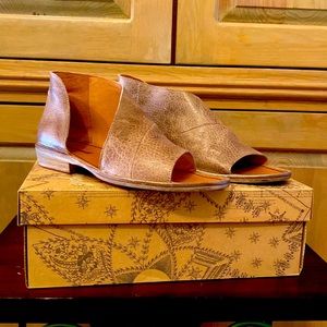 NWOT Free People Mont Blanc Sandal